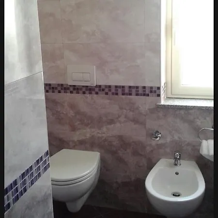 לינה וארוחת בוקר Sweet